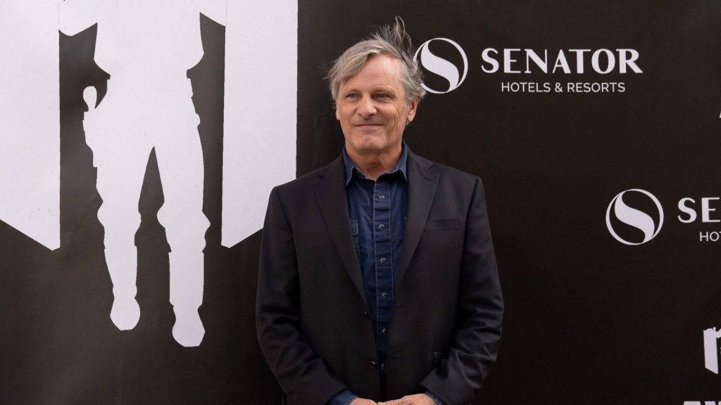 Viggo Mortensen at an event.