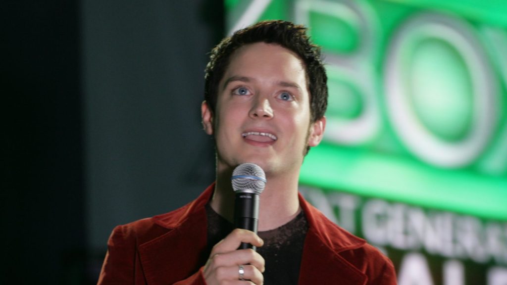 Elijah Wood at an event.