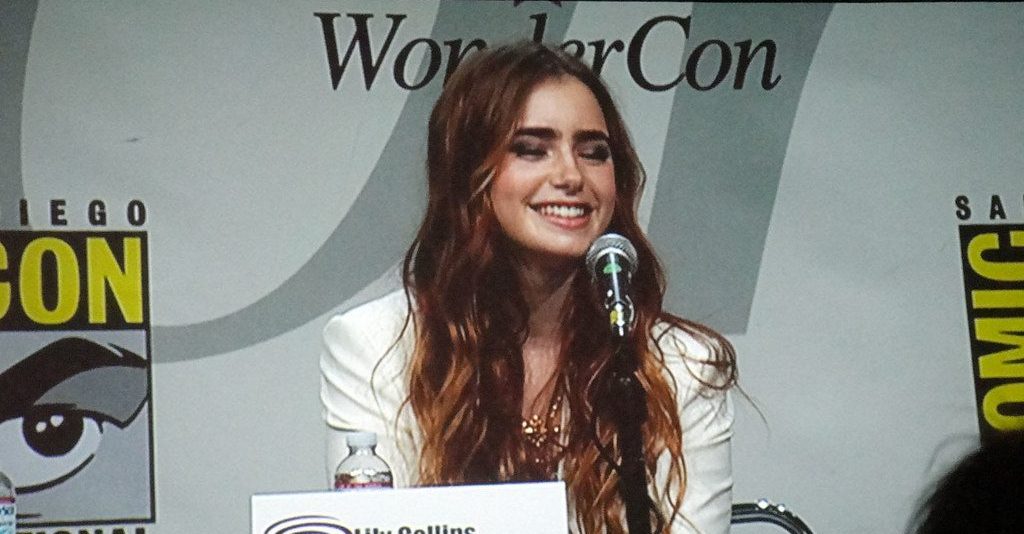 Lily Collins in a press conference.