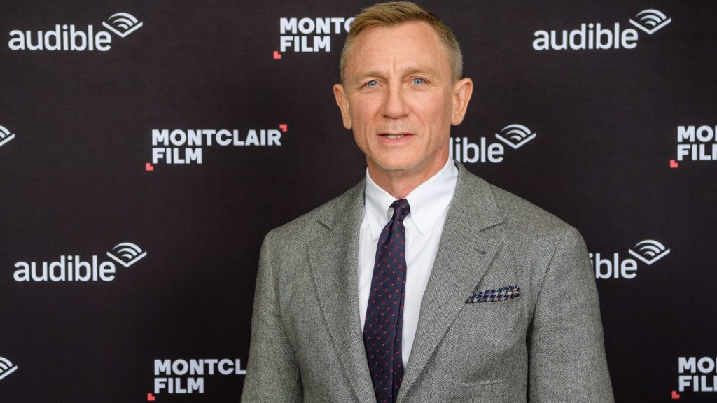 Daniel Craig at an event.