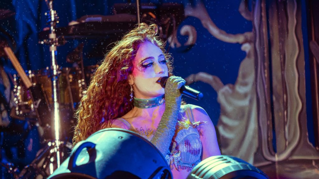 Chappell Roan performing live.