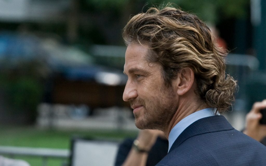 Gerard Butler at an event.