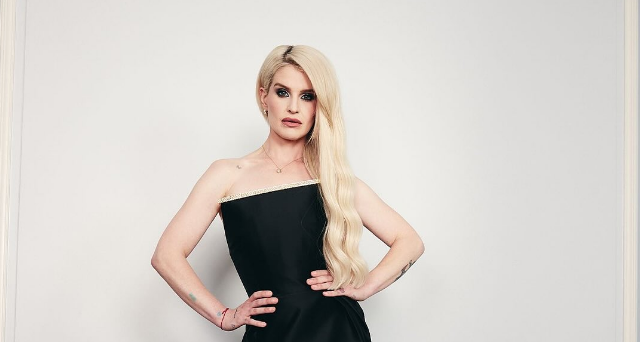 Kelly Osbourne at an event.
