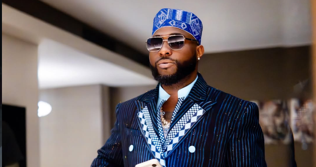 Davido.