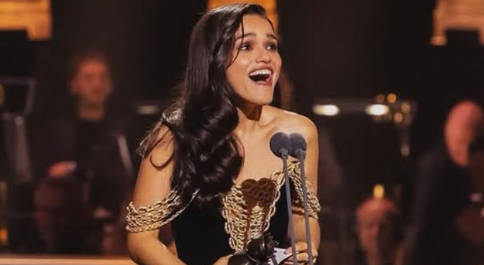 Rachel Zegler at an award show.