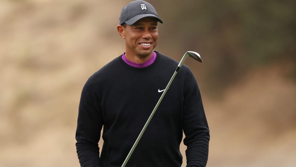 Tiger Woods playing golf.
