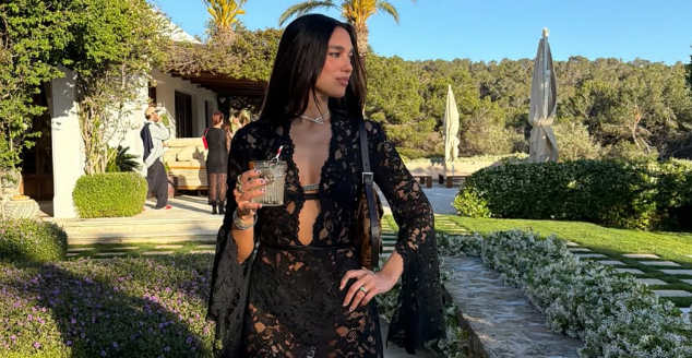 Dua Lipa.