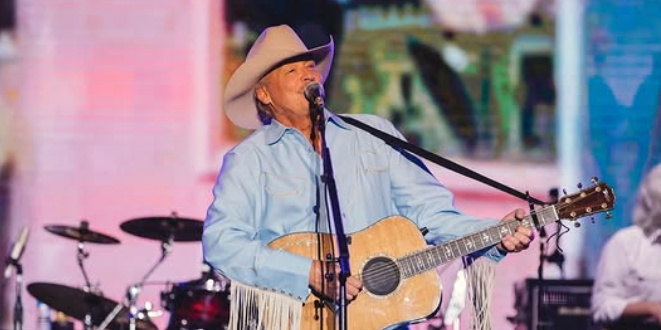 Alan Jackson performing live.