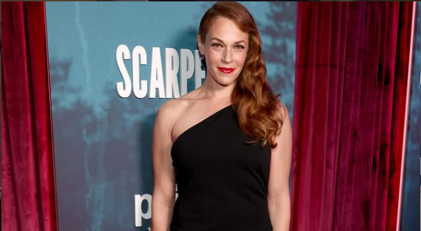 Amanda Righetti at Scarpetta film premiere.