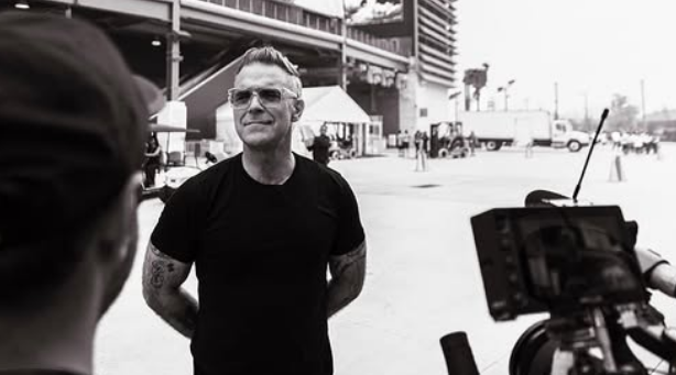Robbie Williams.